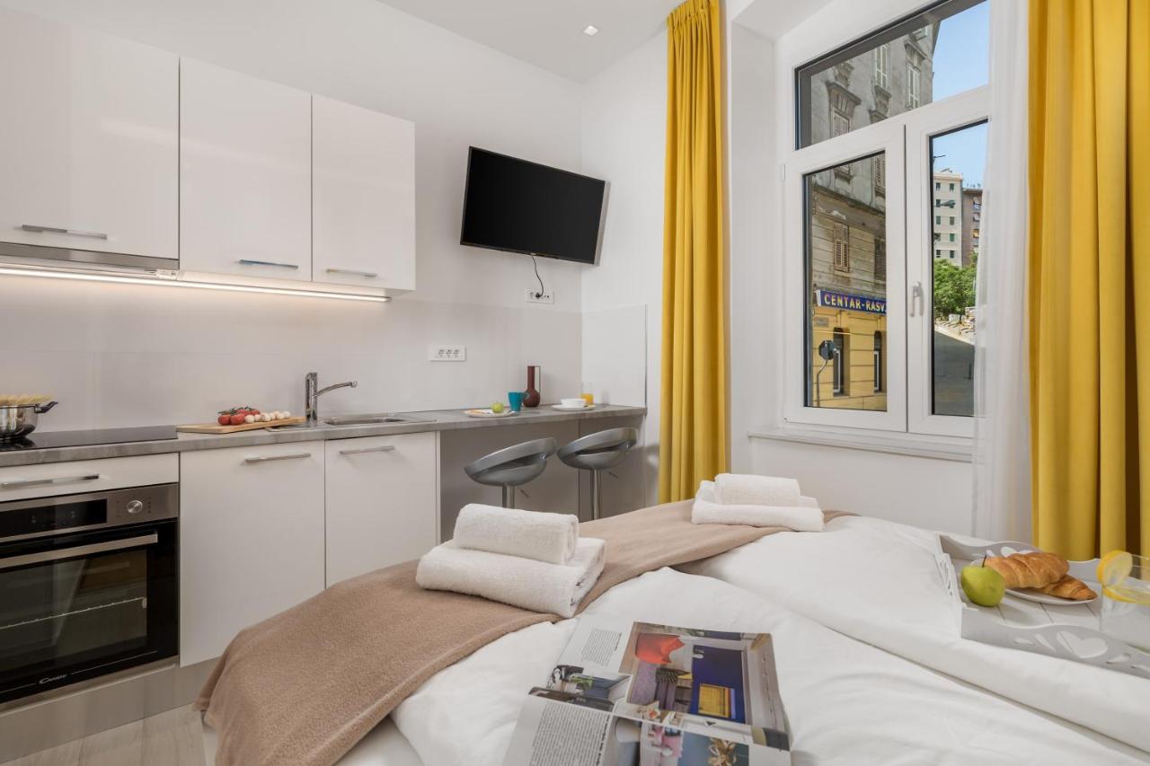Lux Apartments Рієка Екстер'єр фото