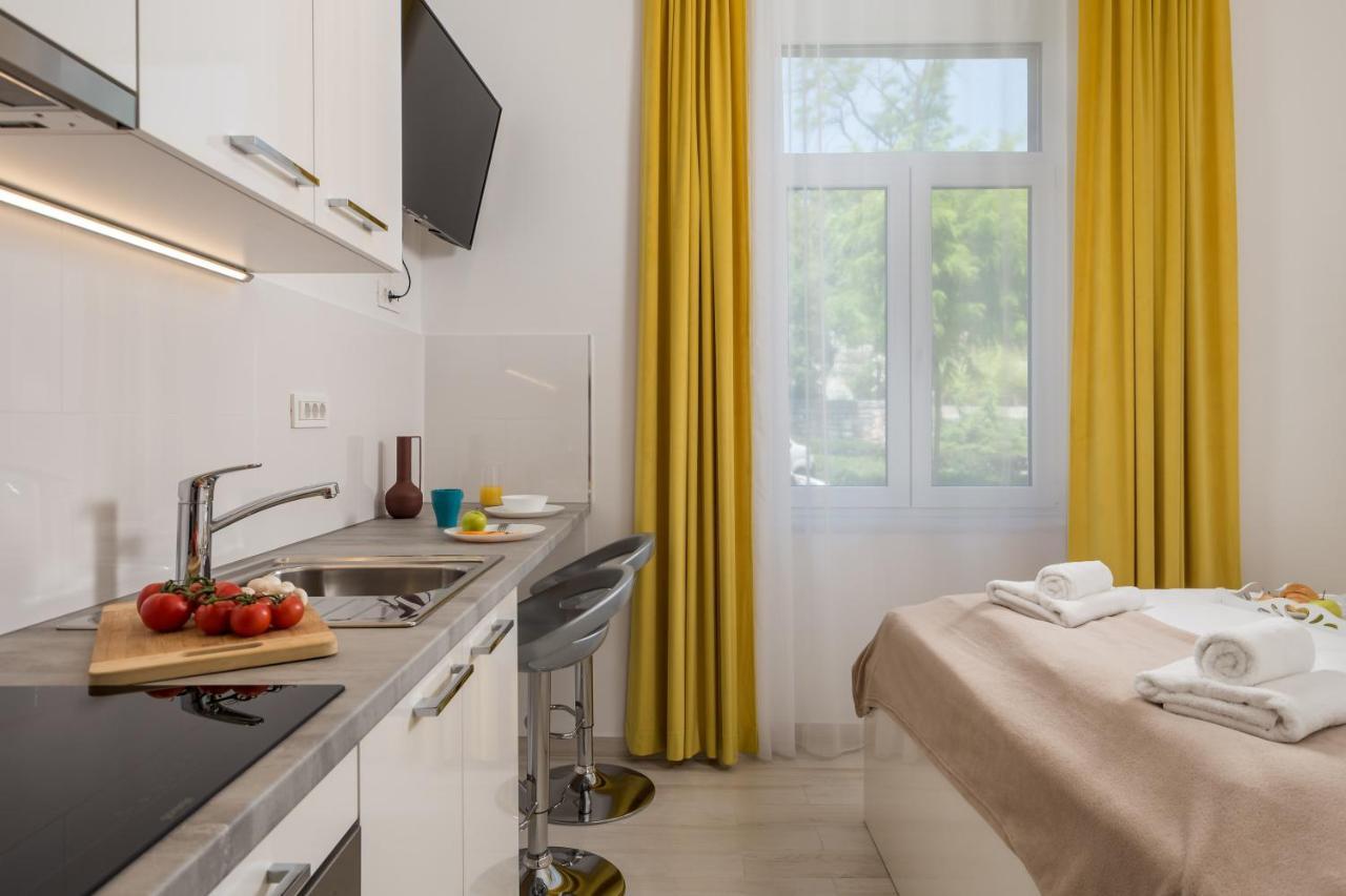 Lux Apartments Рієка Екстер'єр фото