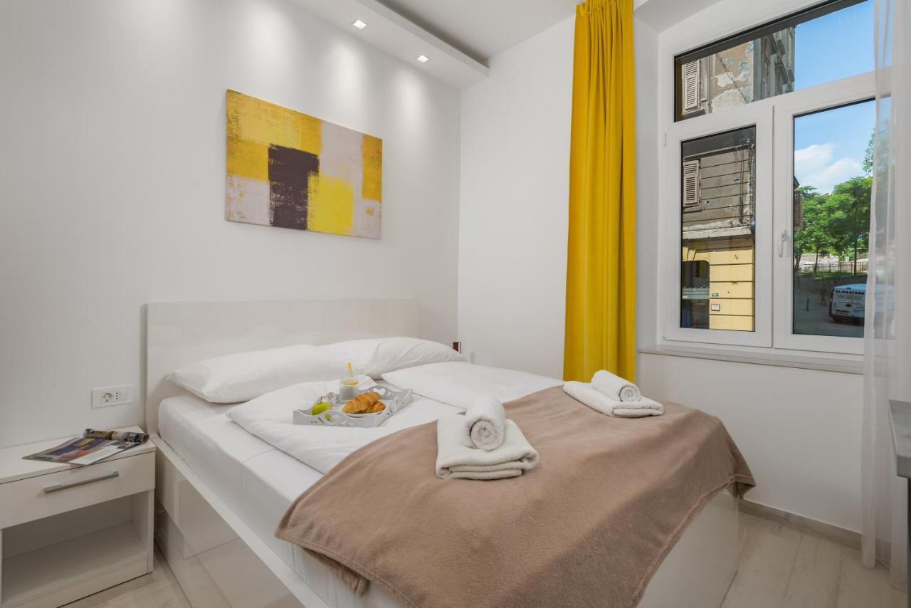 Lux Apartments Рієка Екстер'єр фото
