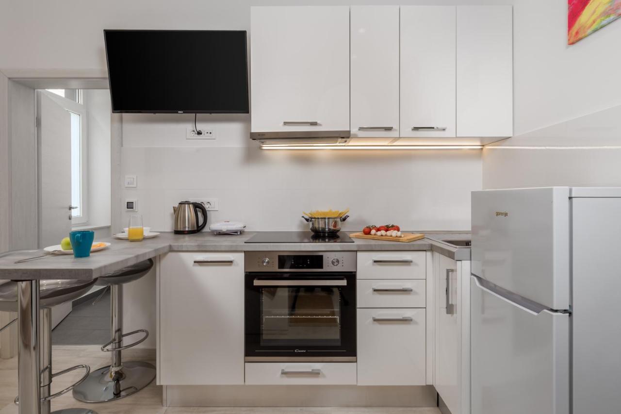 Lux Apartments Рієка Екстер'єр фото